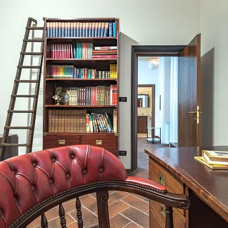 Belle Arti Elegant Appartement *
