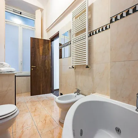 Belle Arti Elegant Apartment